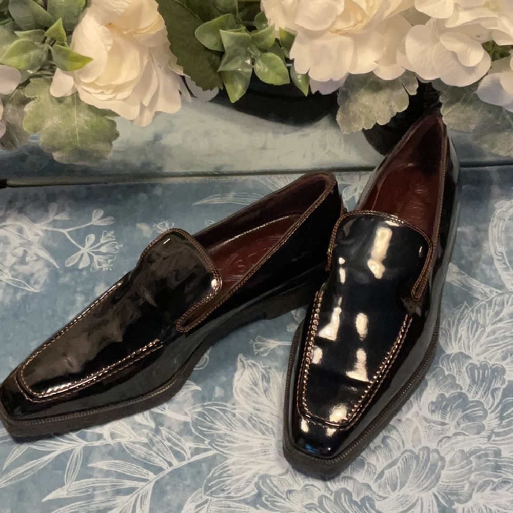 💐HP💐Tod’s Black Patent Leather Loafers